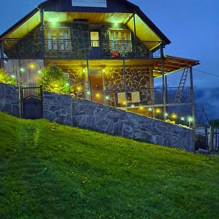 Betegi Guest House Mestia Exterior photo